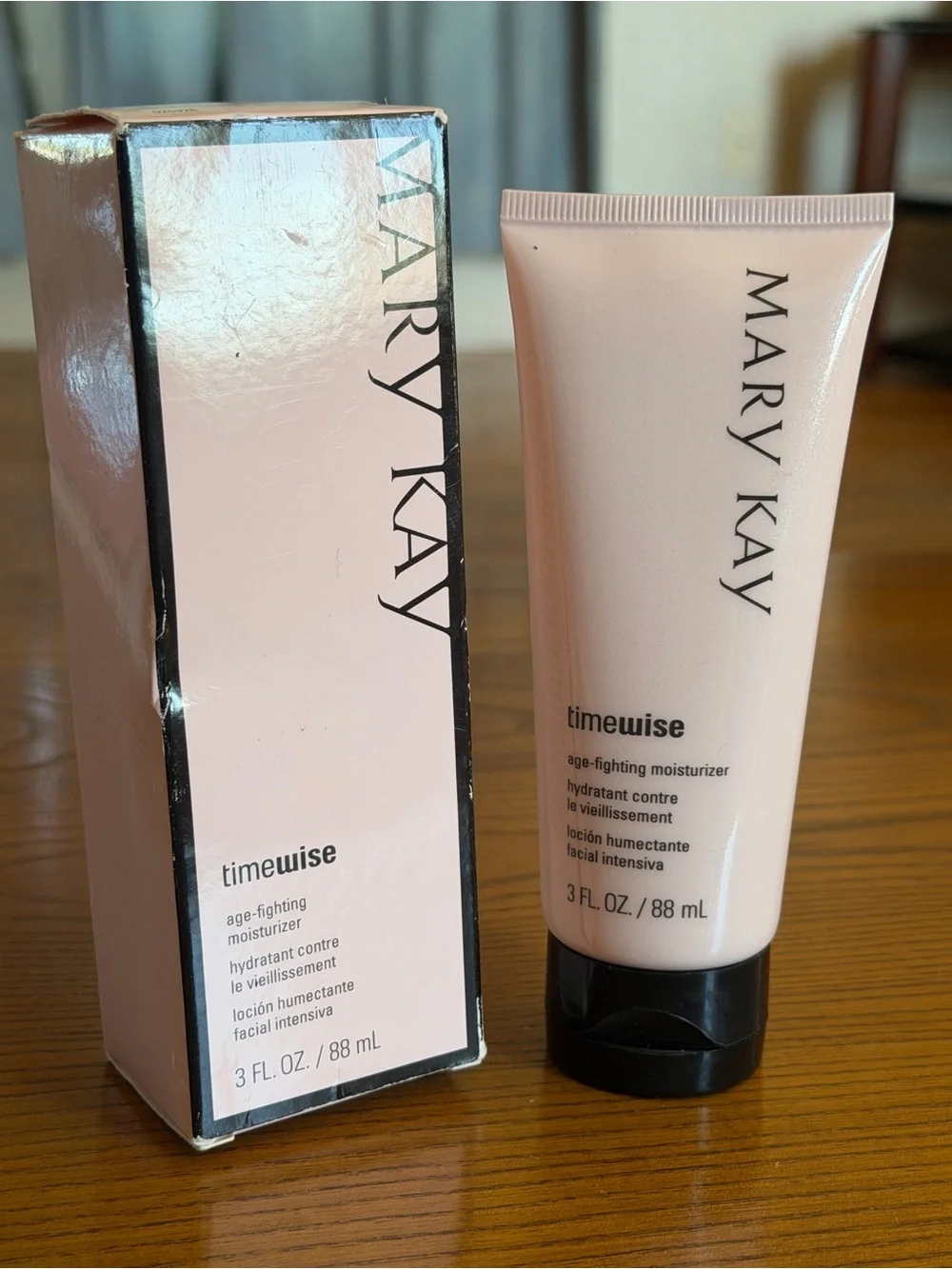 Mary Kay Timewise Age-Fighting Moisturizer Facial Moisturizer, 3 fl oz / 88 mL